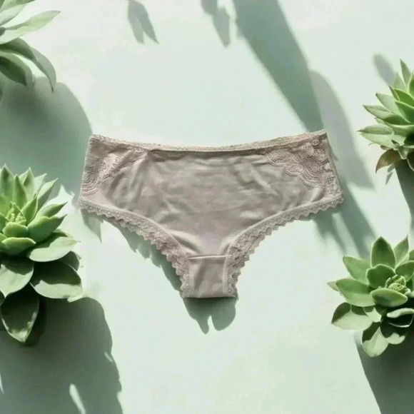 🆕Christian Lacroix Hipster Culotte  Panties - Picture 1 of 15